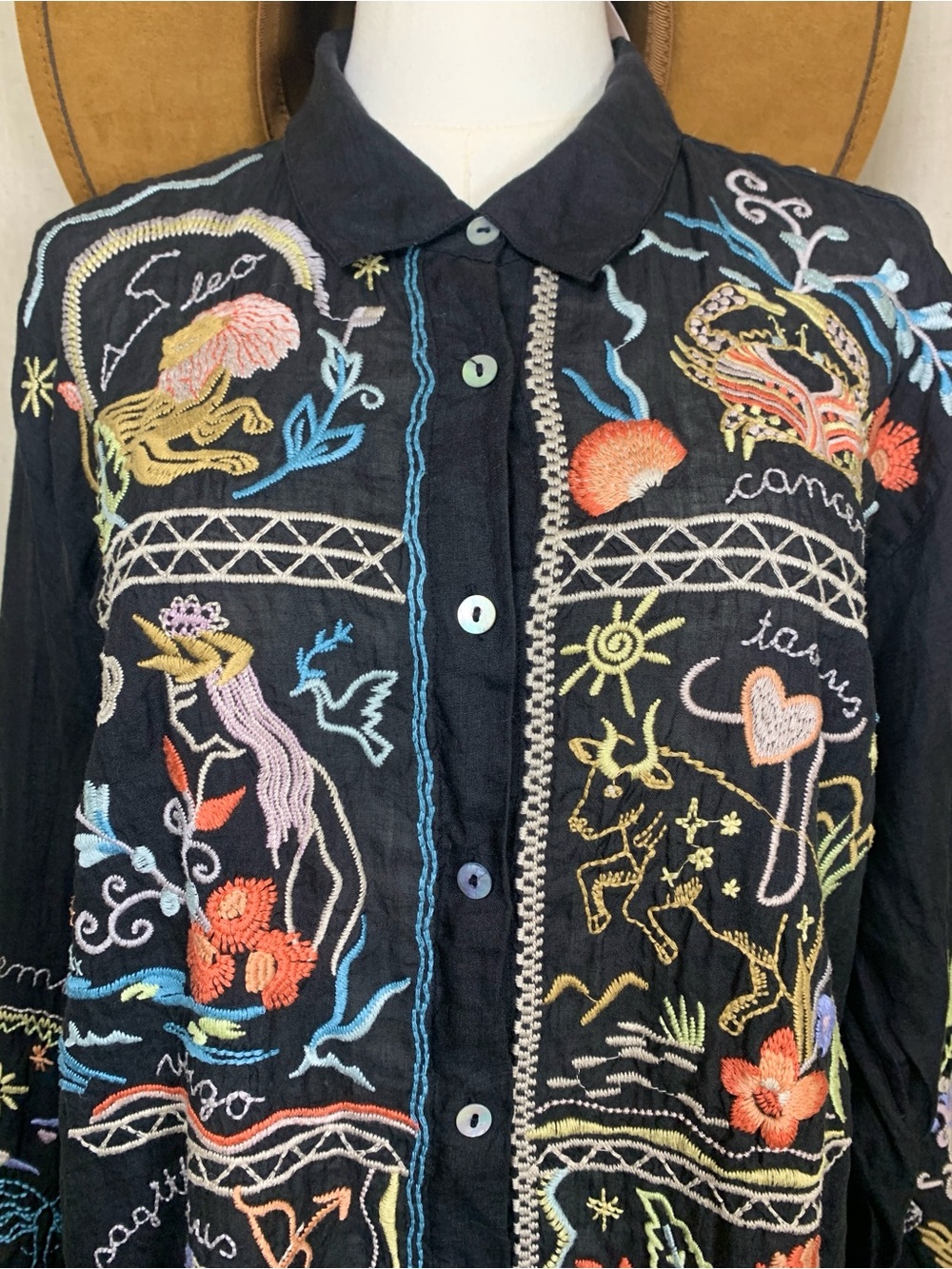 Johnny Was Astrology Zodiac Embroidered Boho Tunic Black XL - Picture 6 of 11